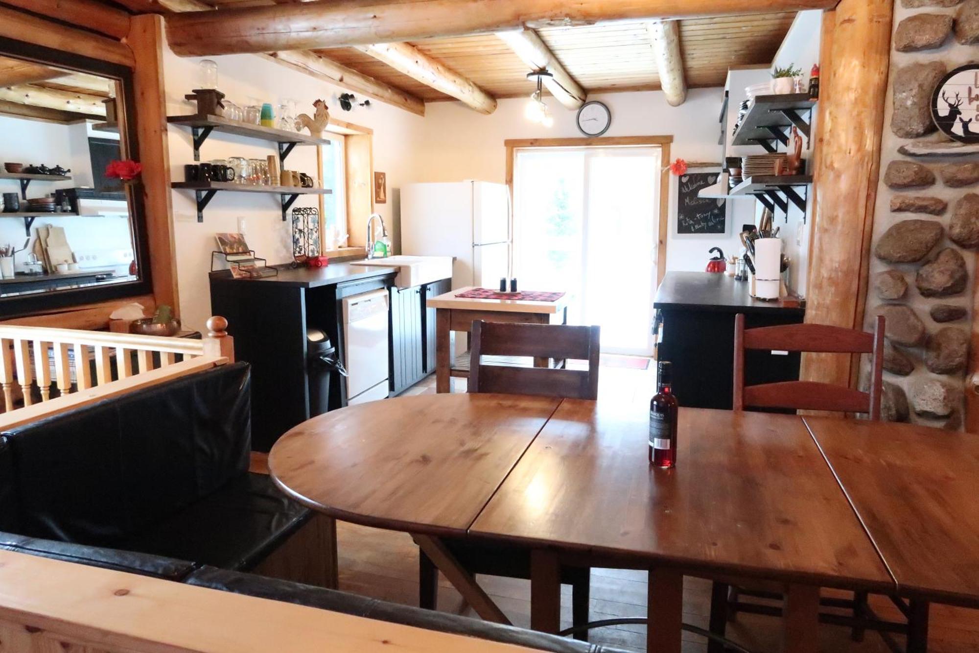 La Minerve Cozy Log Cottage מראה חיצוני תמונה